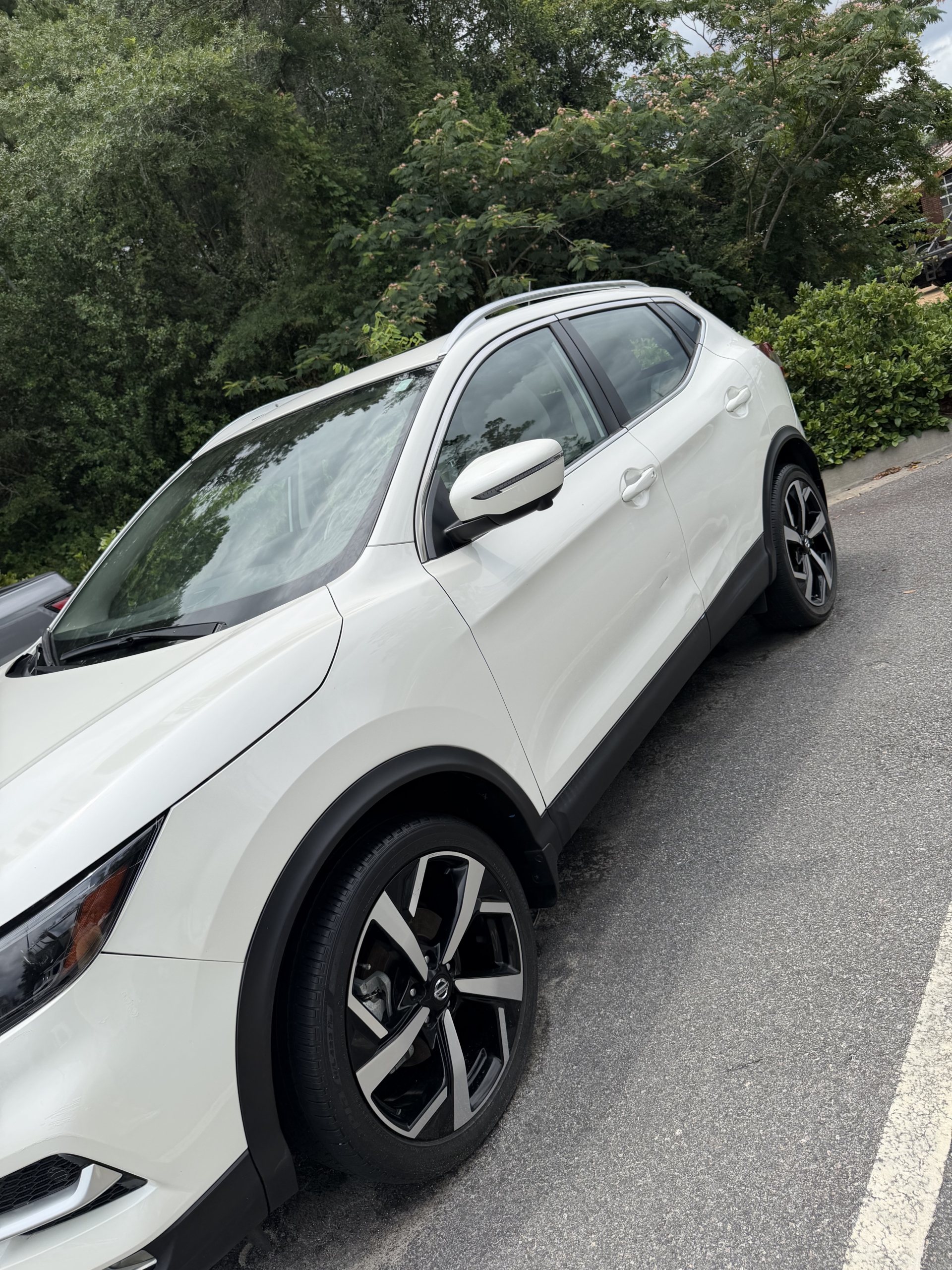 2022 Nissan Rogue photo