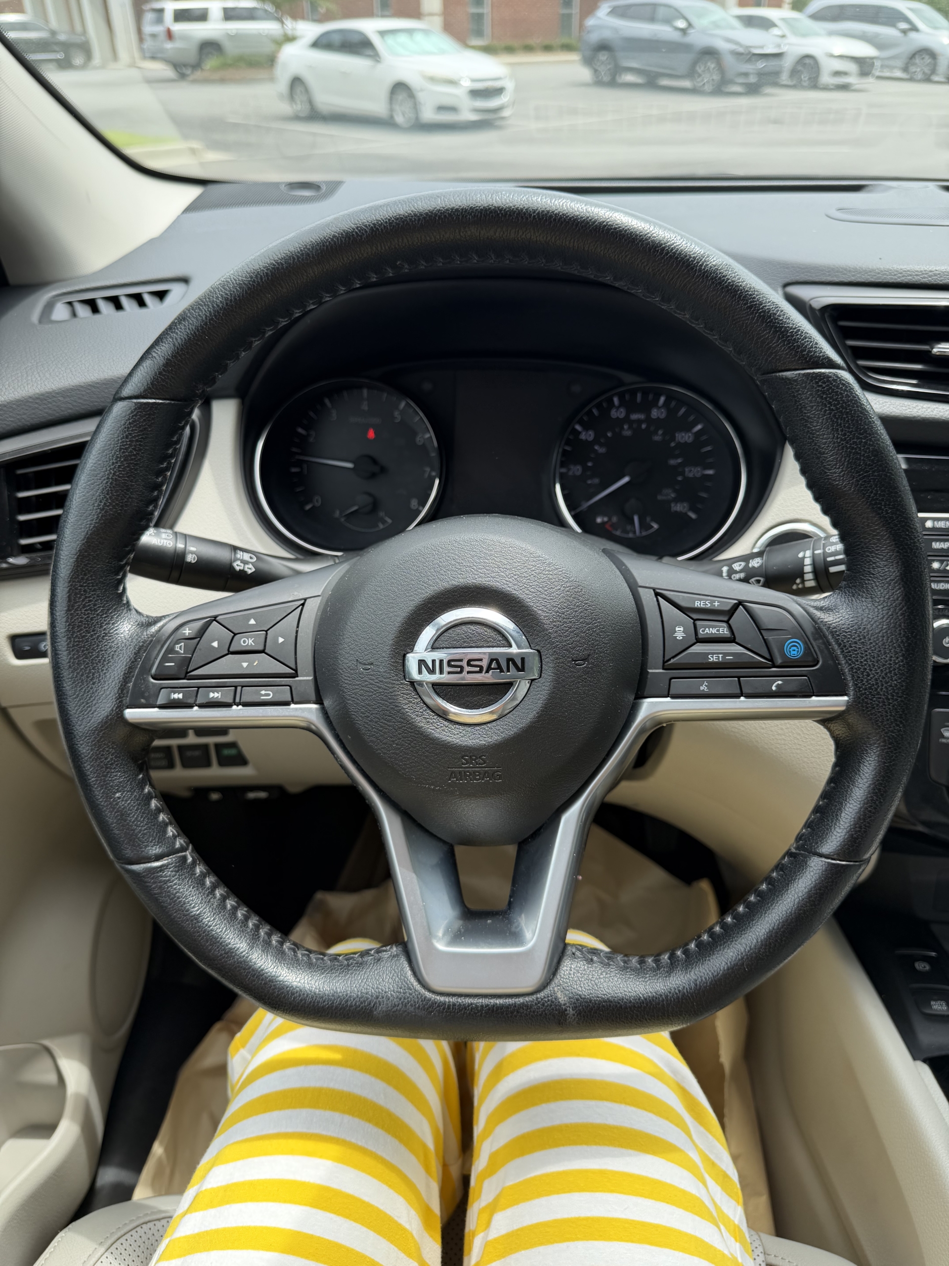 2022 Nissan Rogue photo