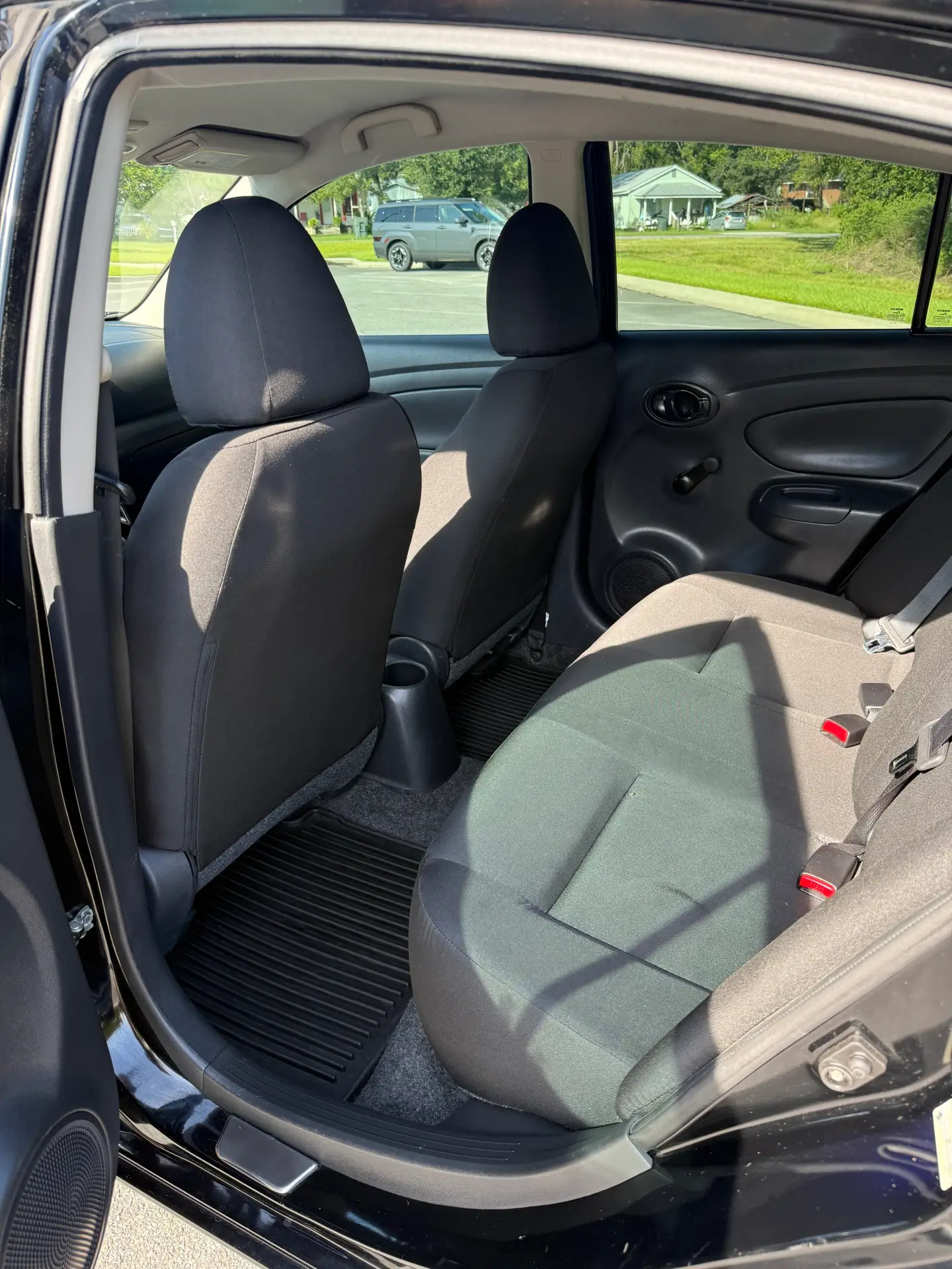 2019 Nissan Versa Photo